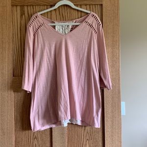 Lacy Back 3/4 Sleeve Shirt